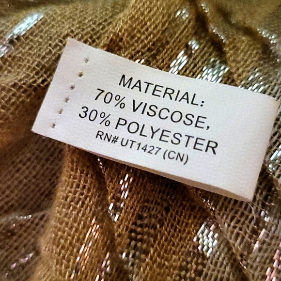 Beverly Drive Top with Scarf - Picture 7 of 8